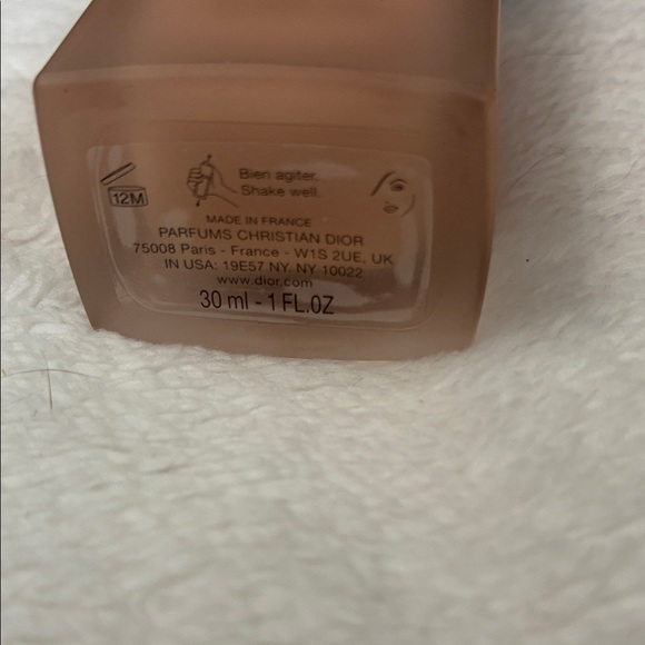 Dior Forever Foundation Shade - 3CR - Picture 5 of 5